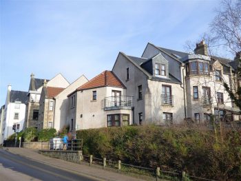 6 John Coupar Court, St Andrews KY16 9EB