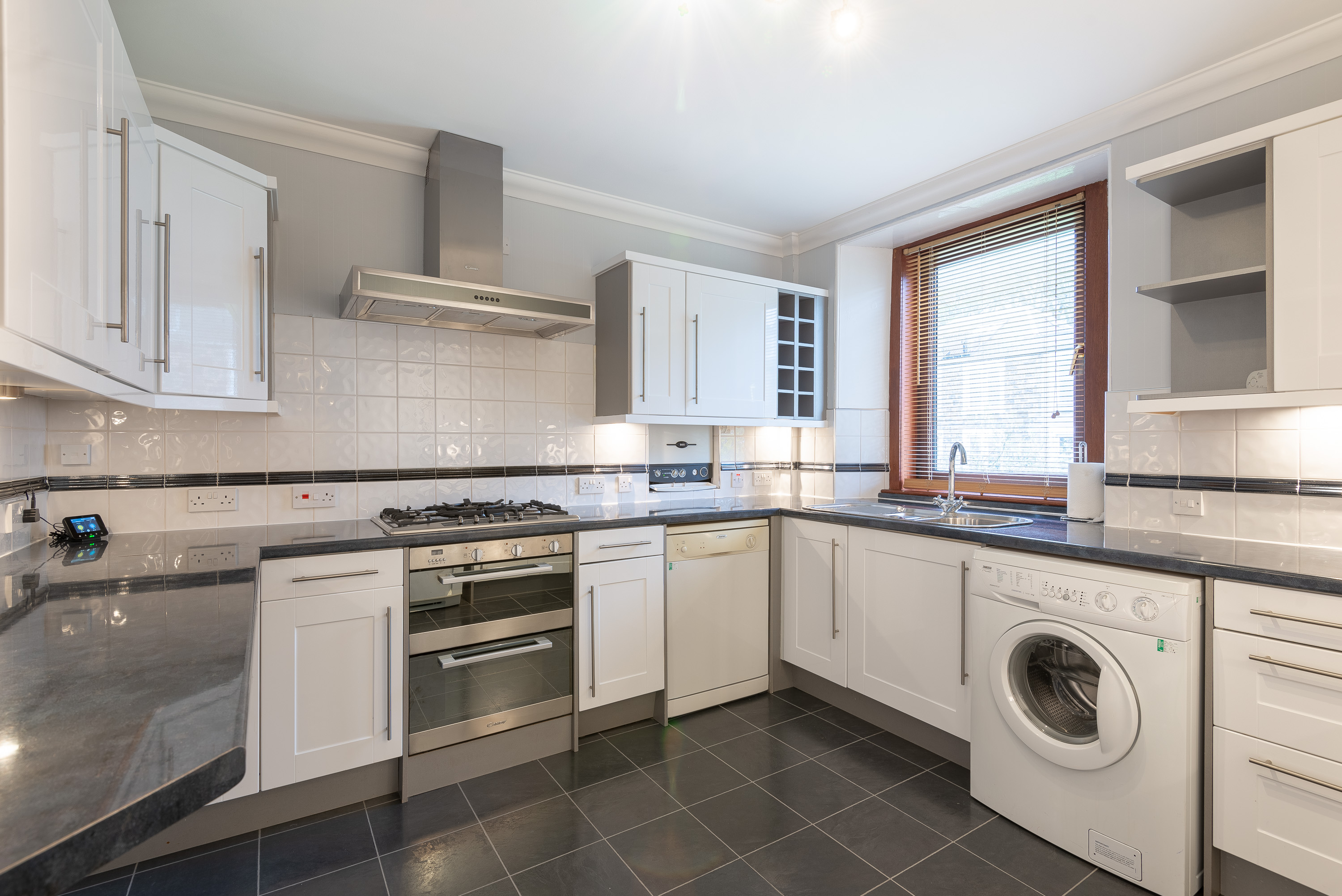 10. Kitchen Fife SPC, Properties for sale to let in Fife