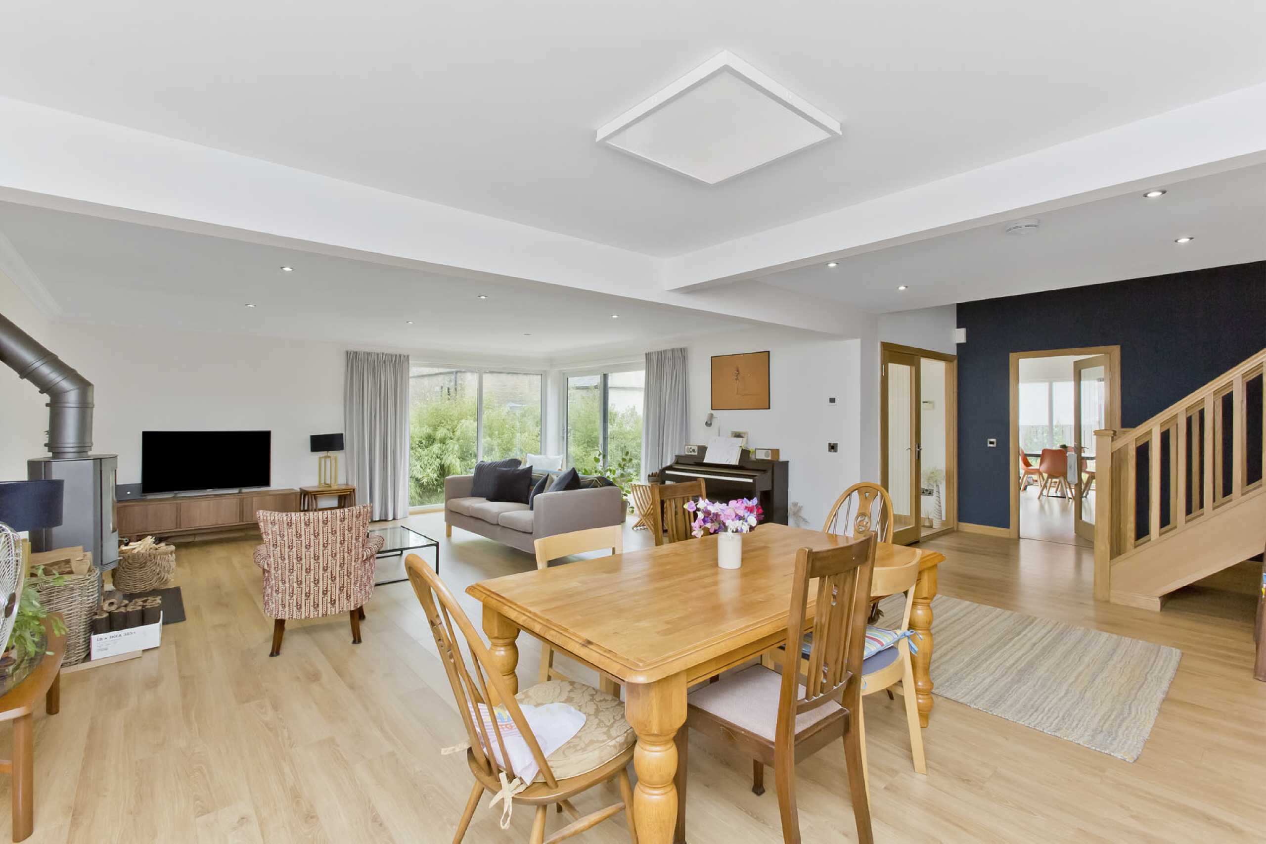 p046990_04 Fife SPC, Properties for sale to let in Fife