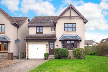 11 Danskin Place, Strathkinness KY16 9XN